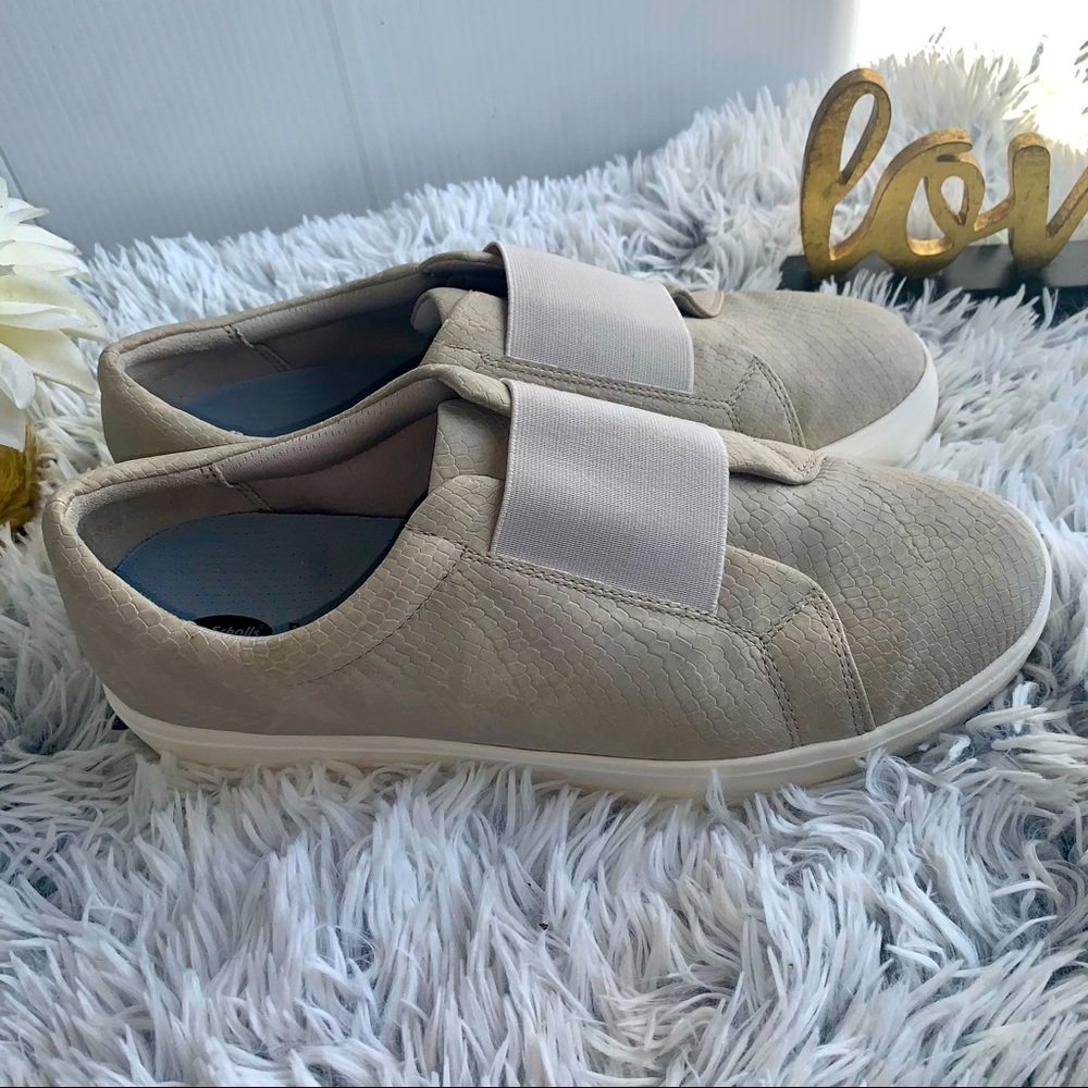 DR SCHOLL’S BE FREE MAN SHOES